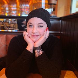 Meet your Posher, Macy